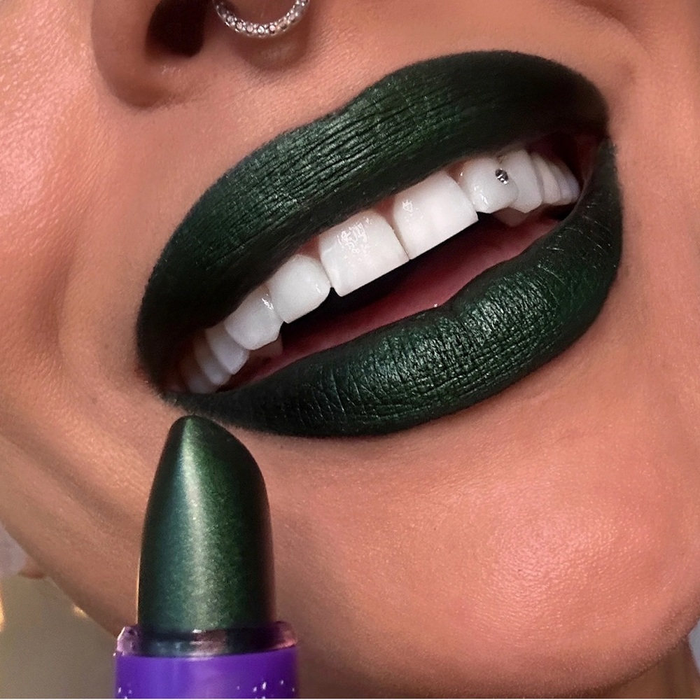 MELT COSMETICS HOW JOLLY FROST LIPSTICK